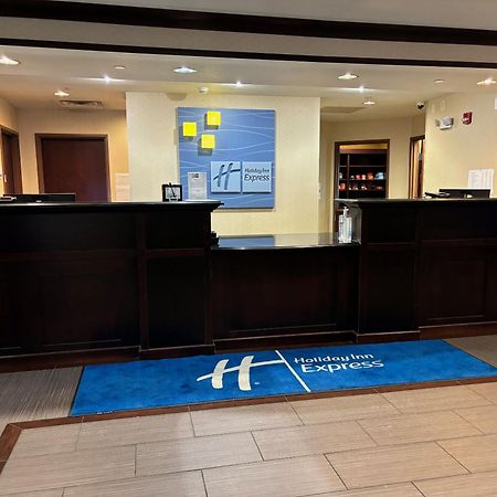 Holiday Inn Express Belle Vernon Exterior foto