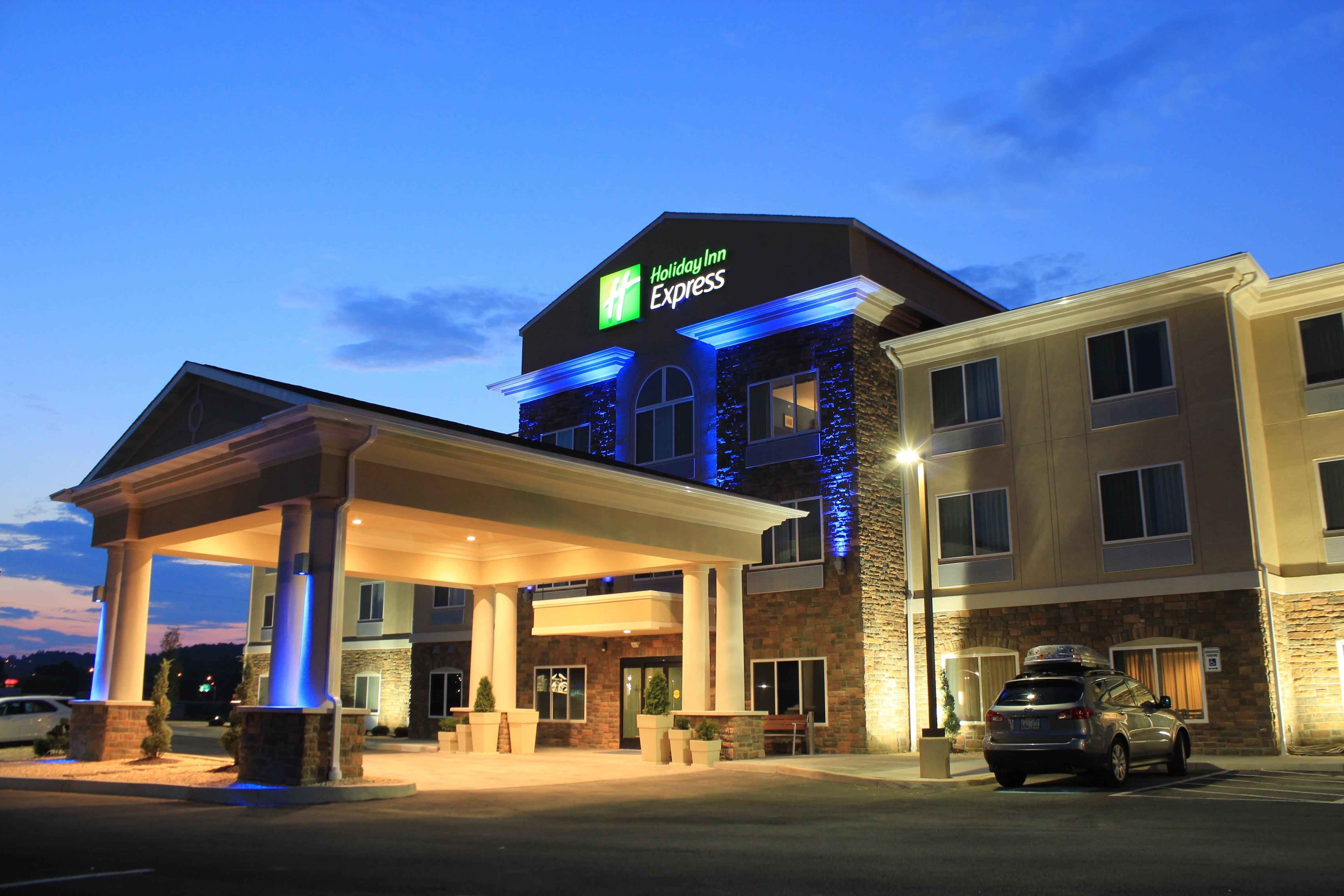 Holiday Inn Express Belle Vernon Exterior foto