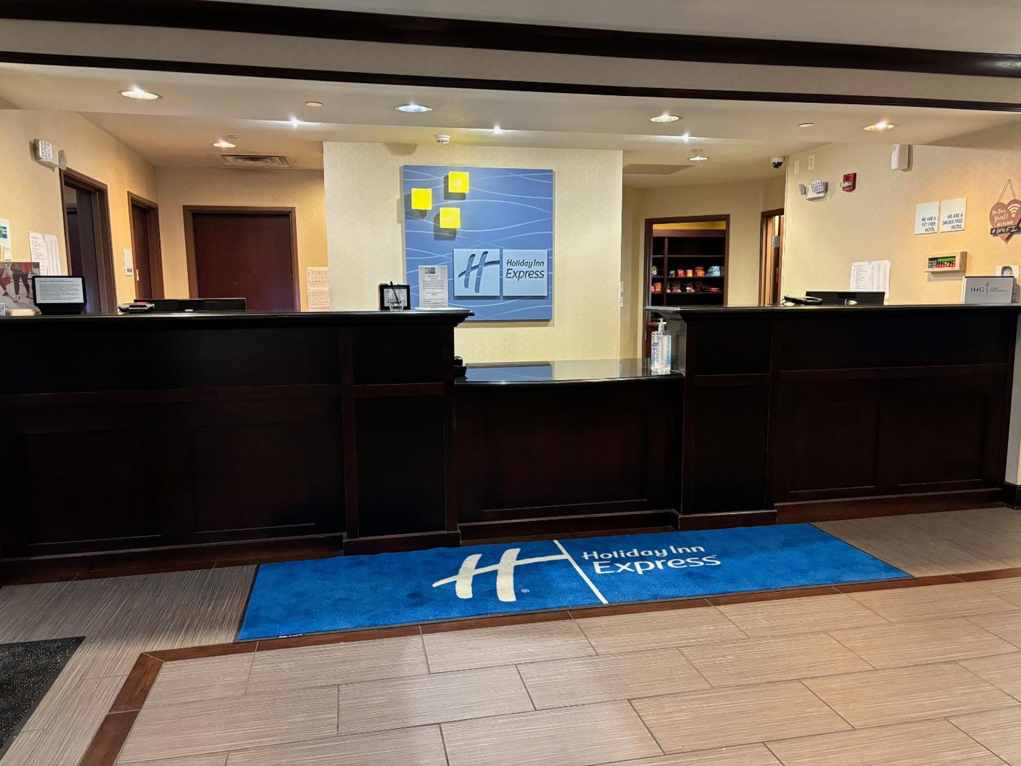 Holiday Inn Express Belle Vernon Exterior foto
