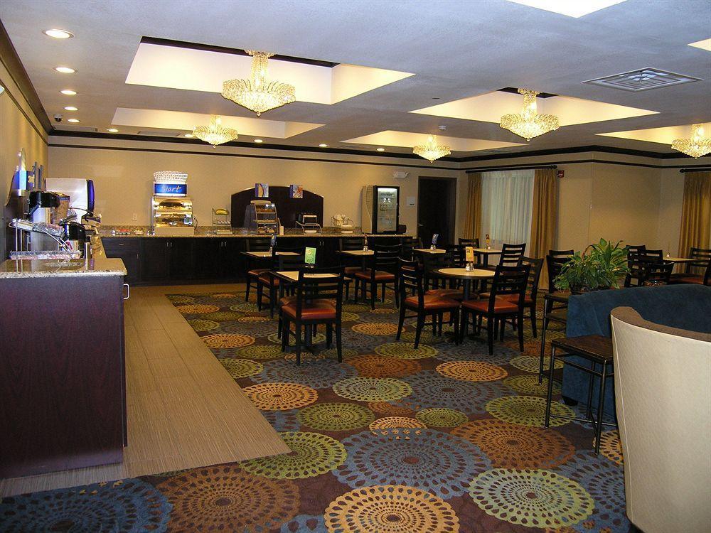 Holiday Inn Express Belle Vernon Exterior foto